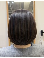 クレア(Klea)&nbsp;艶感たっぷり大人のナチュラルボブ♪