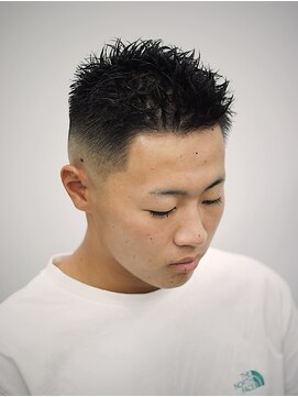 フォーシーズン カットクラブ(FOURSEASON CUT CLUB) 刈り上げ高め/スパイキーショート/crewcut/フェザーアップ
