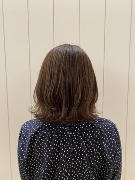 アドラーブル 万代店 (adorable) 【Bobレイヤー】ベージュカラー20代30代