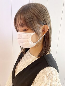 アイティーバイアルバム 下北沢店(IT by ALBUM) 顔まわりミディ_グレージュカラーボブウルフ_ba418322