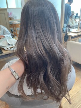 バイオレット ナゴヤ(Violet Nagoya) ラベンダーベージュ 春カラー ベージュカラー