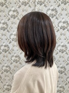 ルシエル バイ カトレアグループ(Le Ciel) 30代40代50代ミディアムヘアのグレージュカラー