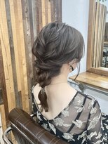 リッカ(RICCA)&nbsp;【ヘアセット】ニュアンス編み下ろしアレンジ♪