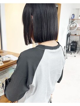 ネオリーブ クーロ(Neolive curro) 小顔タッセルボブ×美髪[ぱつっとボブ/縮毛矯正/横浜韓国]