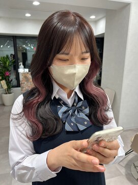 ツキ 横浜店(tuki) インナーカラーケアブリーチイヤリングカラーハイライトレイヤー