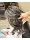 前髪ハイライトカラー似合わせカットウェーブミディアム