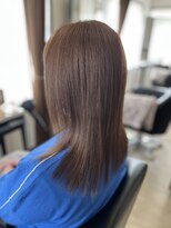 コア フィール ア デイ(COIFFURE A DAY) 【M3D サラツヤセミロング】当店人気メニューM3Dトリートメント