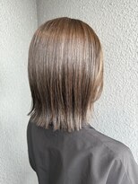 イズミ(izumi) くすみカラー