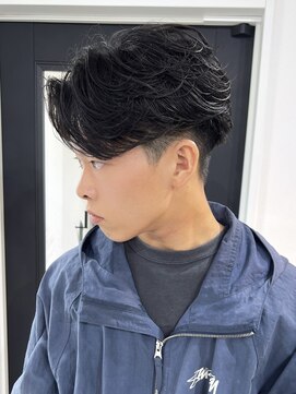 メンズサロンベル(Men's salon bhel) 三重桑名ニュアンスパーマフェザーパーマ緩めセンターパートヘア