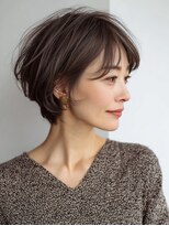 ハーツ(Heart's)&nbsp;ミセスショート×白髪ぼかしカラー３０代４０代５０代６０代