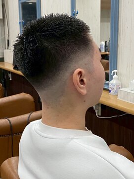 ヘアメイクアクト 都賀店 フェードメンテナンス
