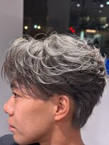 オーシャントーキョー 神戸(OCEAN TOKYO KOBE)&nbsp;シルバーフェザーショートセンターパート