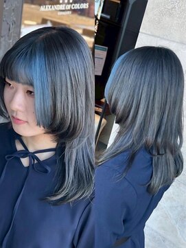 ライン(LYNE) ケアブリーチ/ブルー/グレージュ/ウルフレイヤー/姫カット