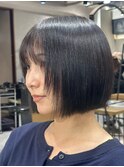 顔まわりレイヤーボブ