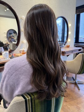 エルサフィロ キタハマ(el zafiro kitahama) 20×30×40代×透明感×艶感×髪質改善×ナチュラルブラウン