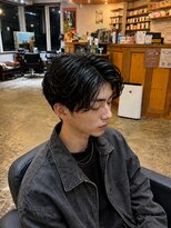 ジェットブラックキューサンロク(JET BLACK 936) 校則OK フェザーカスタムパーマ