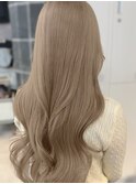 透明感寒色カラー　ブリーチダブルカラーミルクティーベージュ