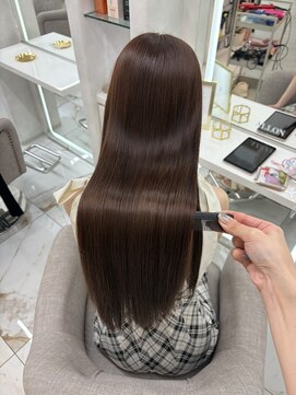 アロン(ALLON) 髪質改善最高級ケラチントリートメントで圧倒的な艶髪へ