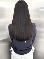 チグン(Jigun)&nbsp;自然にまとまる艶髪ストレート