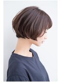 幅広く愛される柔らかなショートボブ
