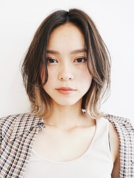 エリマ 調布(elima) イヤリングカラー×ラフボブ