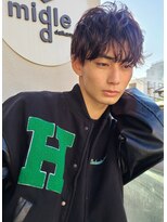 グロウミドル(GROW middle) ラフな黒髪マッシュのニュアンスウェーブ　野村恵子