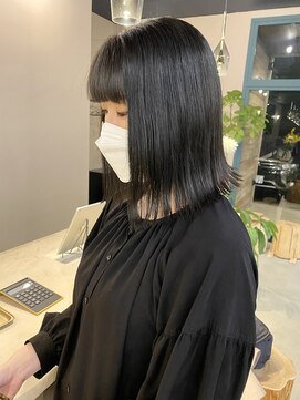 バーチ(BIRCH) ダークトーンのオリーブアッシュ