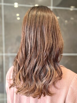 アヤナ バイ アヤラ(ayana by ayala) 明るめピンクベージュブラウン/片岡タイガー