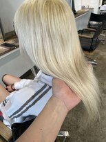 ザ オーダー(THE ORDER)&nbsp;ブリーチ抜きっぱなしホワイトカラー