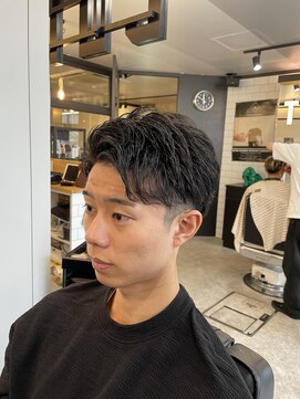 フランクスバーバーリベラルド 横浜(FRANK'S BARBER LIBERALD) 刈り上げツーブロアップバンク