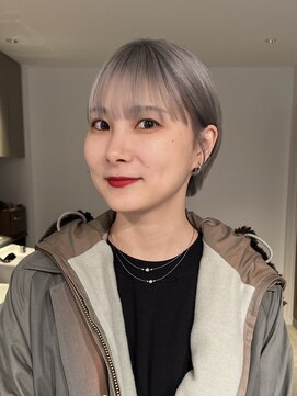 ナループロアツム(Nalu pu loa Tsum) シルバーグレー/ミラーグレージュ/グレーパール