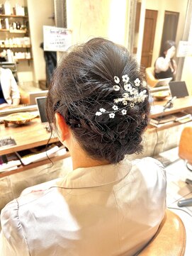 マイノリティー(Minority Produced By TOPHAIR) お呼ばれヘア　アップアレンジ