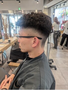 ラック 本厚木店(LUCK) 極道パーマ×フェード★