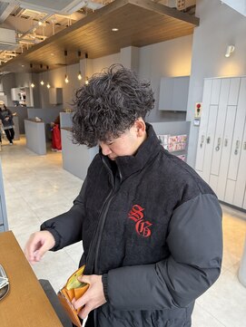 エマピボット 中川本店(EMA PIVOT) 波巻きパーマ