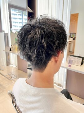 イースト(YEAST) メンズヘア×パーマ 波巻きツイストスパイラル