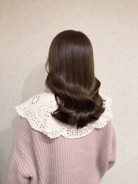 アプローズ(applause.) ツヤ感たっぷり【ブラウンベージュ】