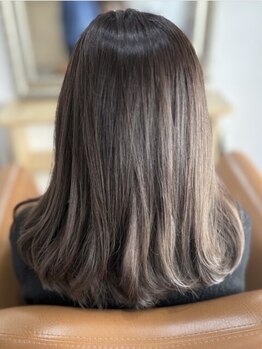エデンヘアー(EDEN HAIR)の写真/【黒崎駅】《大人女性も輝けるサロン》居心地の良い空間が魅力的◇話しやすい雰囲気も人気の秘密◎
