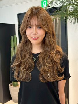 メリー オオサカ(Merly Osaka) 海外レイヤーカット/似合わせカット