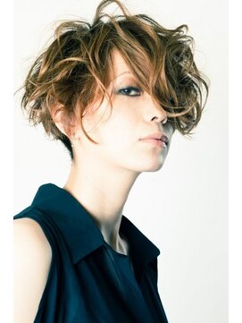 バレッタ Baletta* グランジテイストのあるモードボブ