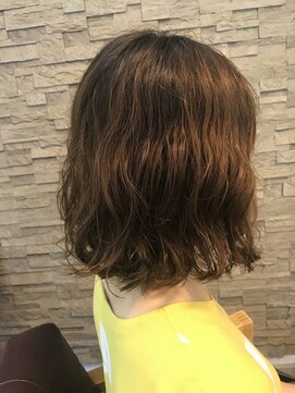 クラフトオブヘアーサニー(craft of hair Sunny 32) 柔らかウェーブボブ