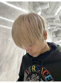 ホワイトベージュ