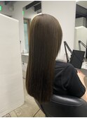 ミディアムヘア斜めバンググレージュカラーシルキーベージュ