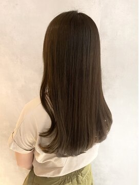 アイディール 心斎橋店(:ideal) 透明感あるカーキブラウン【髪質改善】トリートメント