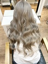 アグ ヘアー イオット 大和田店(Agu hair i'ott) ホワイトベージュ