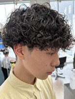 レタッチバイフィフス(RETOUCH by fifth) プードルパーマメンズマッシュハードスパイラルパーマウルフ韓国