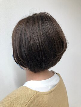 スイ バイティティ 川崎店(suis. by titi) 丸みショート×アッシュブラウン