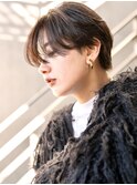大人ショートハンサムショートアッシュベージュショートボブ