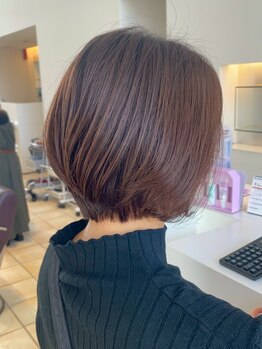 セリオミアイ(serio miai)の写真/【岡崎美合駅徒歩5分】隠すから魅せるグレイヘアに・・・♪モチの良いヘアデザインに出逢えるサロン♪