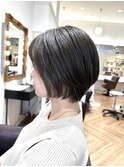 ショートボブ