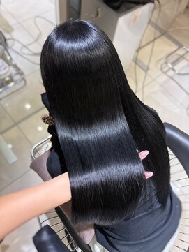 ユーフォリア 池袋東口駅前店(Euphoria) 【Euphoria MITSUKI】地毛風黒髪ブルーブラック/ロングレイヤー